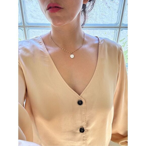 Sanctuary women’s L satin creamy golden button up deep V-neck extended cuff glam - Picture 3 of 8